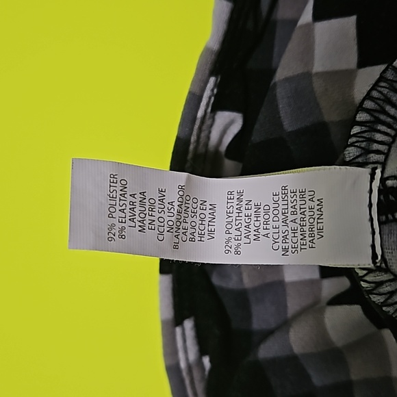 2 pair of LuLaRoe Tall & Curvy - Great Condition - Picture 6 of 11